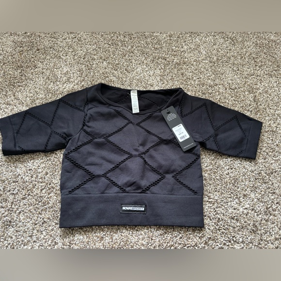 Fashion Nova Sport Top - Picture 2 of 5